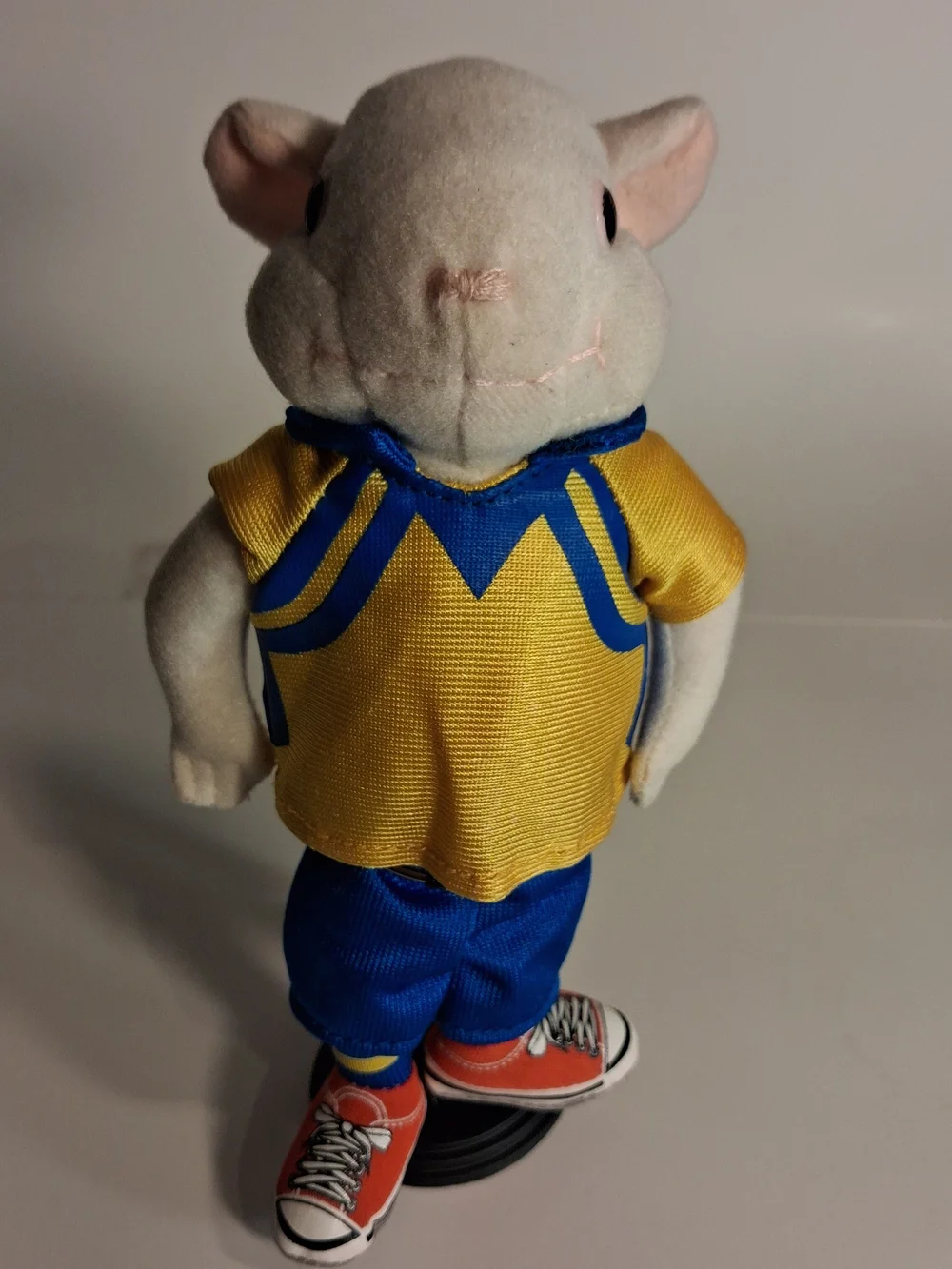 Stuart Little 2 Hasbro Plush Small Pet Figurine in Yellow and Blue Soccer Outfit